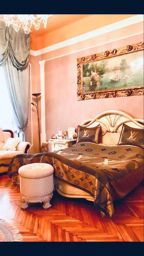 Apartament Adam Apartmanhaz Segedyn Zewnętrze zdjęcie
