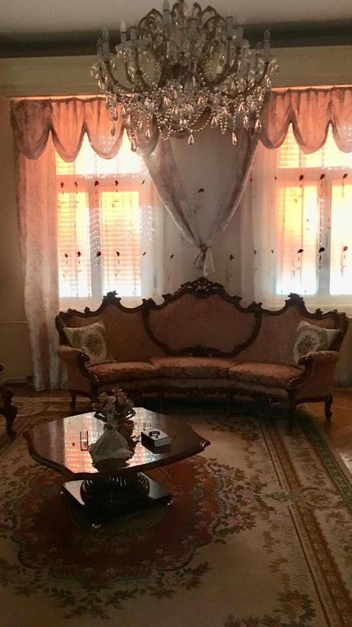 Apartament Adam Apartmanhaz Segedyn Zewnętrze zdjęcie