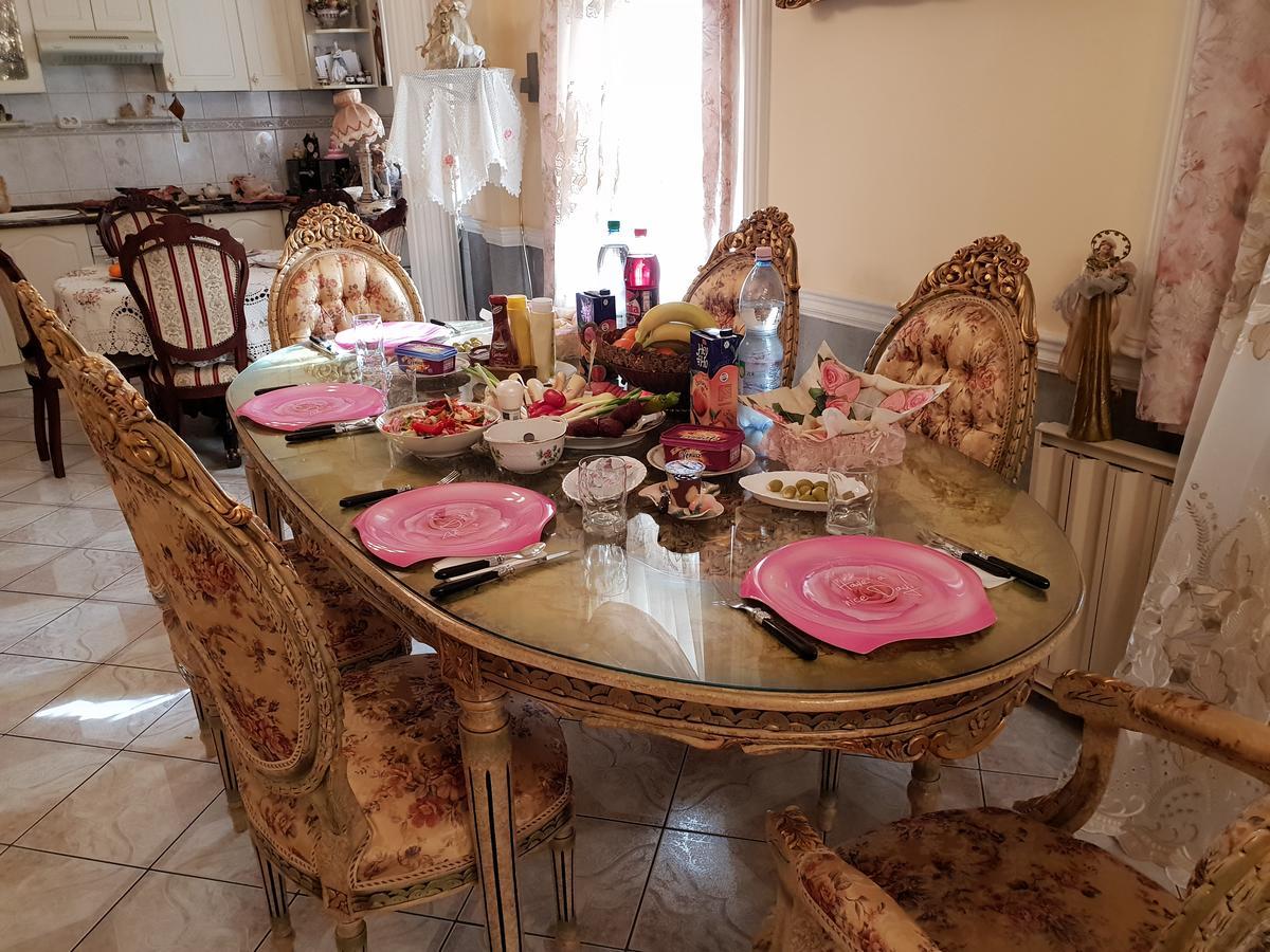 Apartament Adam Apartmanhaz Segedyn Zewnętrze zdjęcie