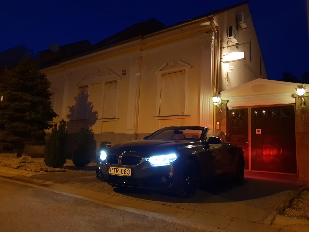 Apartament Adam Apartmanhaz Segedyn Zewnętrze zdjęcie